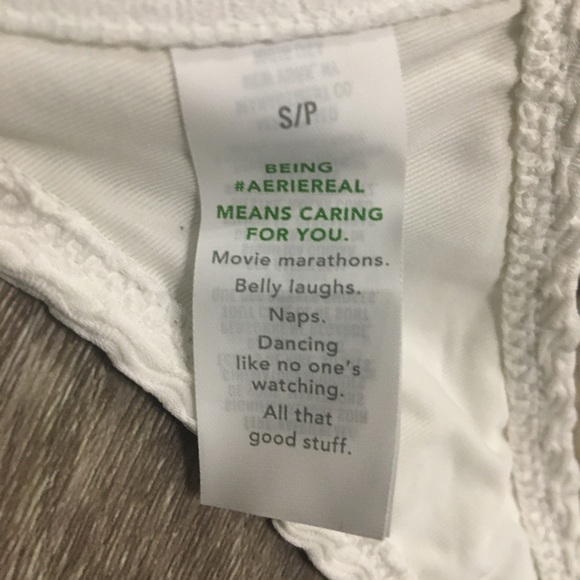 Small aeri Bikini Top - Picture 6 of 7